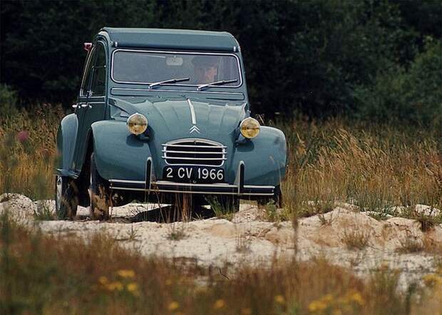 Особо малый автомобиль- Citroën 2CV 2cv, citroen, авто