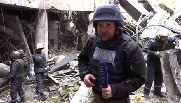 Разбор завалов в районе Донецкого аэропорта: найдены несколько тел