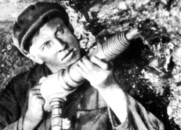 В чём была личная драма шахтёра-передовика Алексея Стаханова