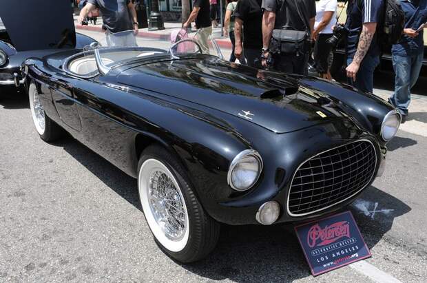 Слет обладателей автомобилей Ferrari в Колорадо (61 фото) Слет обладателей автомобилей Ferrari в Колорадо (61 фото)