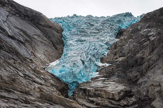 Как тает крупнейший в Европе ледник