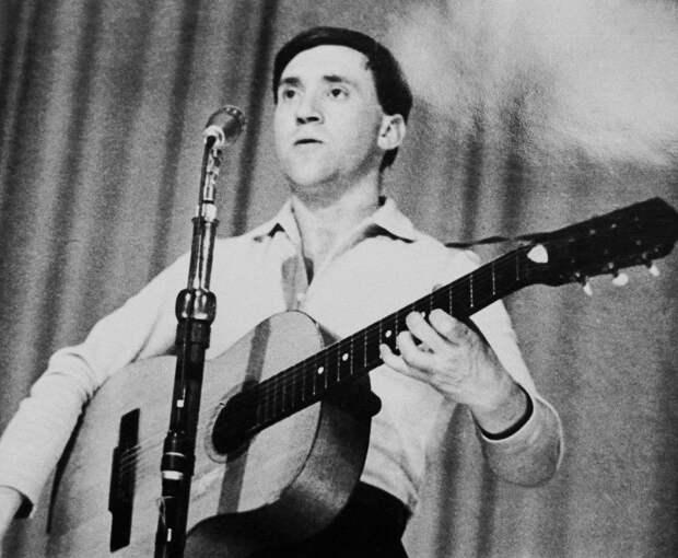 В российском городе поставят памятник Высоцкому