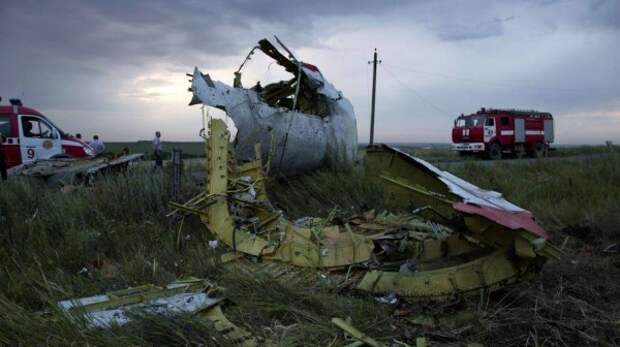 MH17 piece of engine Boeing 777 shot down over Ukraine