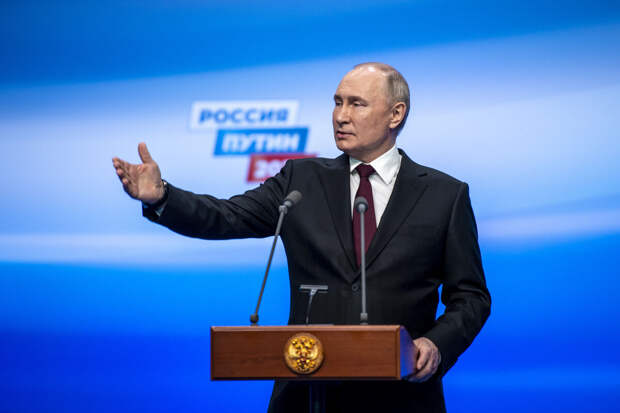 Путин: в России остается много "дури и несправедливости"