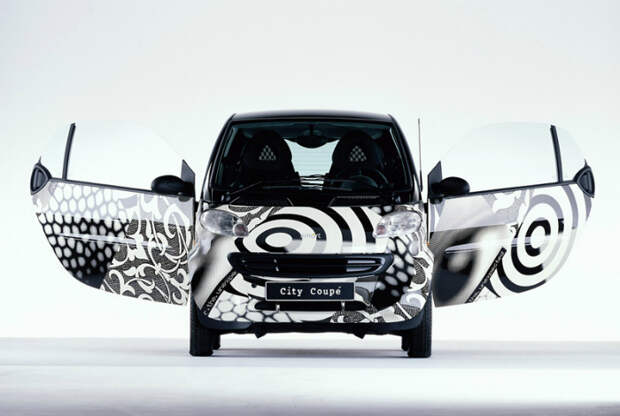 Автомобиль City Coupe Daimler-Benz и Swatch.