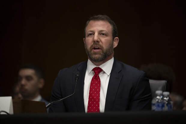 Сенат утвердил сенатора Маллина министром внутренней безопасности США