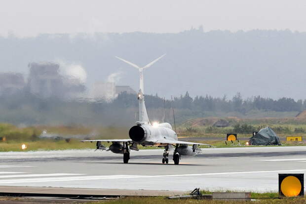 Китайские военные незаметно сократили полеты вблизи Тайваня