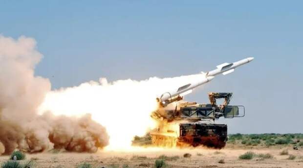 На вооружении ВСУ замечен «гибрид» ЗРК «Бук» и американских ракет