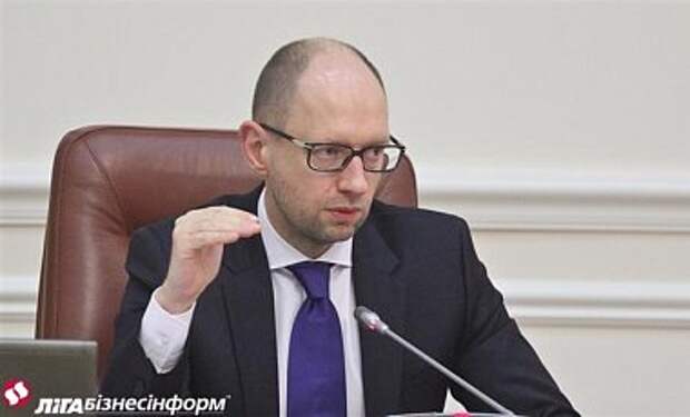 Террористы специально уничтожают инфраструктуру Донбасса - Яценюк Террористы специально уничтожают инфраструктуру Донбасса - Яценюк
