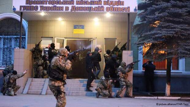 Штурм отделения милиции в Краматорске 13 апреля