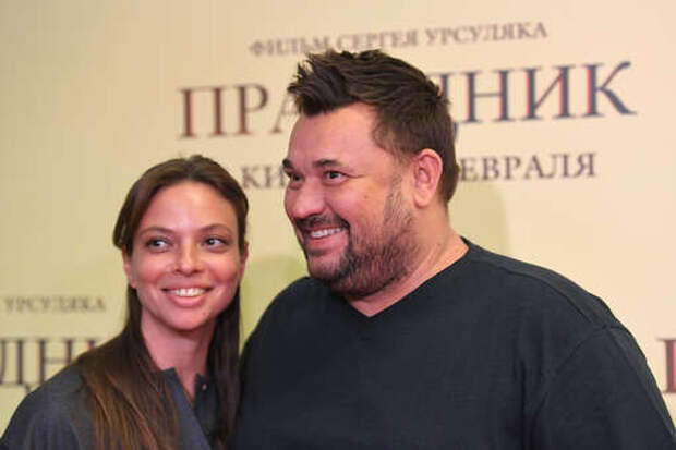 Певец Жуков: говорить о чувствах важно всегда, а не только 14 февраля