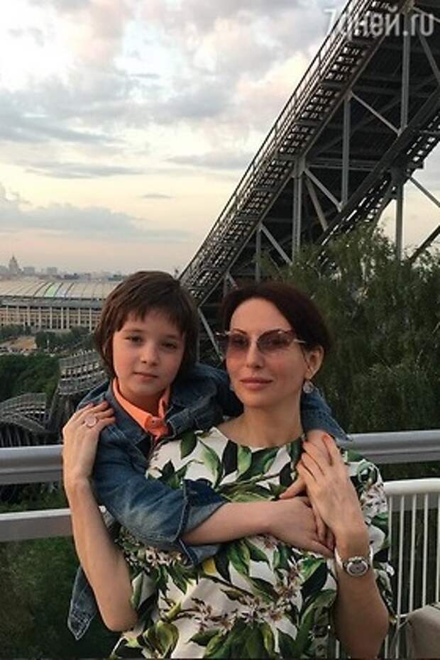 Алика Смехова посвятила себя младшему сыну