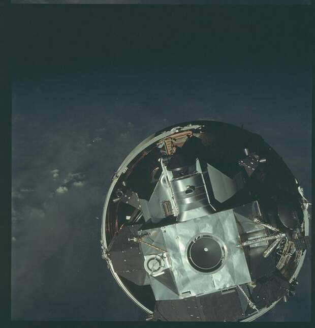 Редкие фотографии Луны от NASA