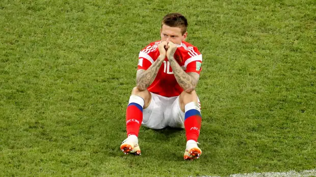 Экс-нападающий сборной Германии Кураньи прокомментировал последние неудачи Смолова