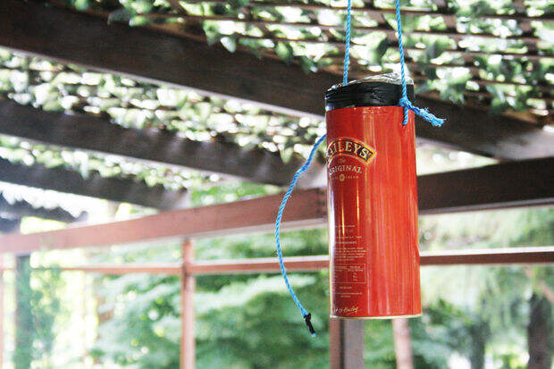 crear-trampa-efectiva-mosquitos-casera-07
