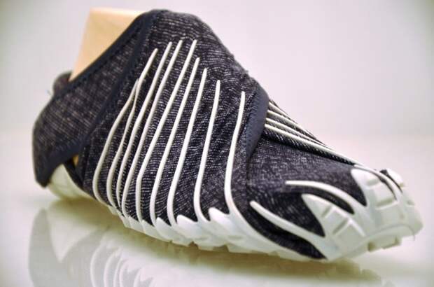 19455-R3L8T8D-650-995010-R3L8T8D-650-japanese-inspired-wrap-around-shoes-furoshiki-vibram-3