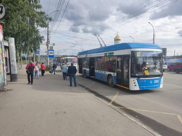 Власти Новосибирска назвали районы, в которые планируют запустить электробусы