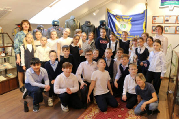 Накануне в УМВД России по ХМАО – Югре прошла экскурсия для школьников