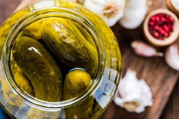 Женщина каждый день на протяжении недели пила огуречный рассол. Чем закончился эксперимент