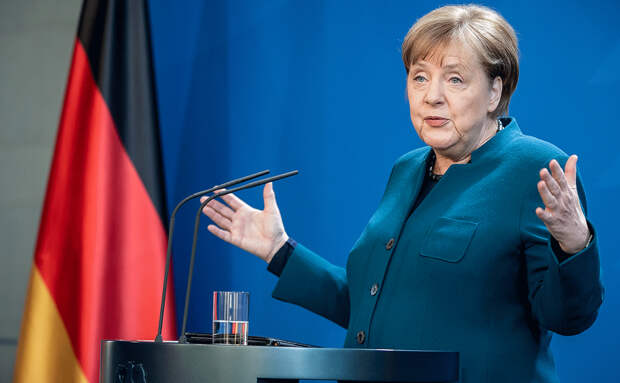 Модный выбор Ангелы Меркель – отсутствие стиля или продуманный шаг
