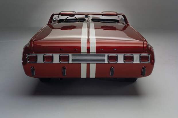 На аукционе продают Dodge Hemi Charger 1964 года выпуска (11 фото)