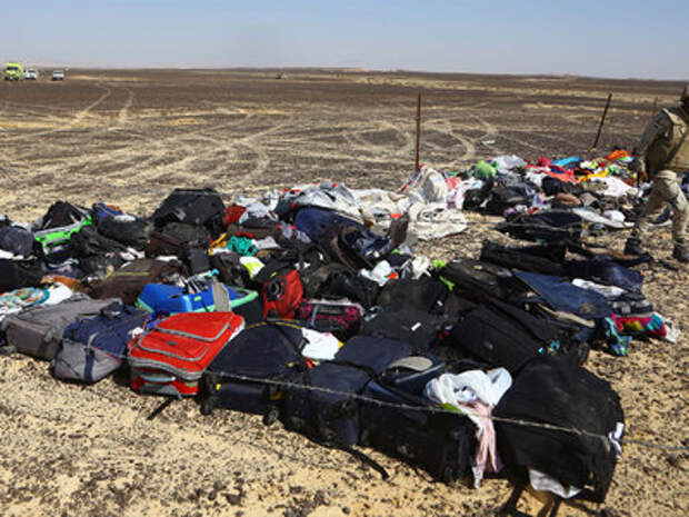 Фото погибших при крушении самолета в египте