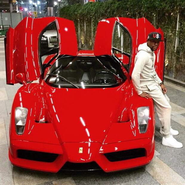 Флойд Мейвезер решил продать свой Ferrari Enzo enzo, ferrari, Флойд Мейвезер, аукцион, суперкар