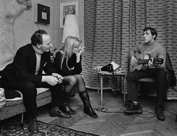 Макс Леон, Марина Влади и Владимир Высоцкий. 1969 год.