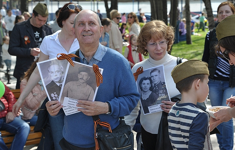 О «Бессмертном полке», «совести нации» и людях-портянках