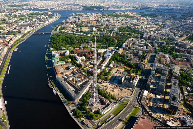 Телевизионная башня Ленинградского радиотелевизионного передающего центра.