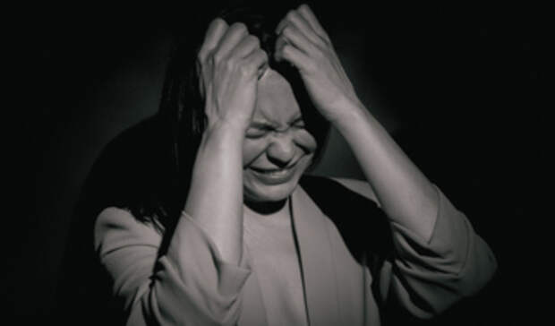 «Есть невозможно, в рот лезут»: приморцы на грани отчаяния из-за нашествия насекомых