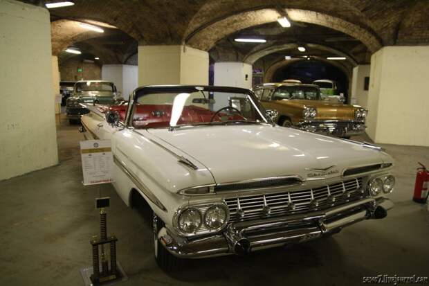 1959 Chevrolet Impala series 1700 кабриолет 1959 Chevrolet Impala series 1700 кабриолет автомузей, будапешт, венгрия, музей, олдтаймер, ретро автомобили