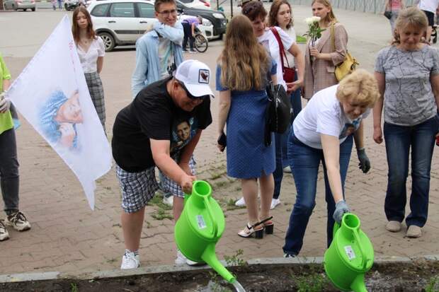 В Новосибирске прошла трогательная акция памяти Юрия Шатунова