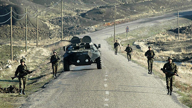 Турецкие военные на границе с Ираком. Архивное фото Турецкие военные на границе с Ираком. Архивное фото