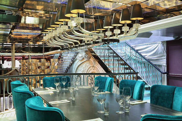 19 самых концептуальных ресторанов в мире.  В интерьерах: кости, шарниры, линии  и советские ковры