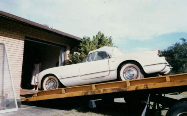 Замурованный в подвале Chevrolet Corvette corvette, chevrolet, авто