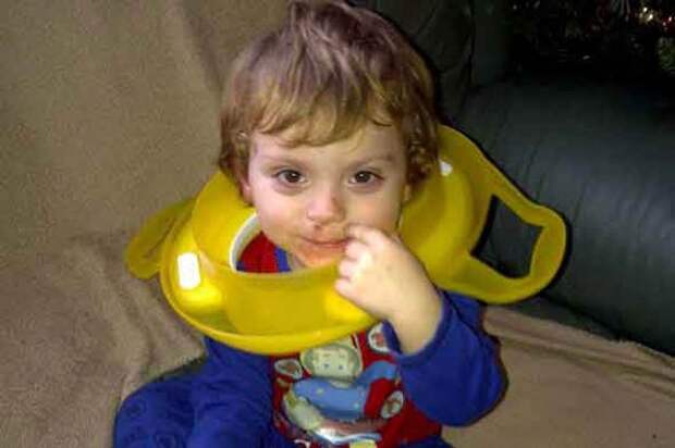 дети без присмотра, если оставить деей на минуту, не следить за детьми, дети в неловких ситуациях