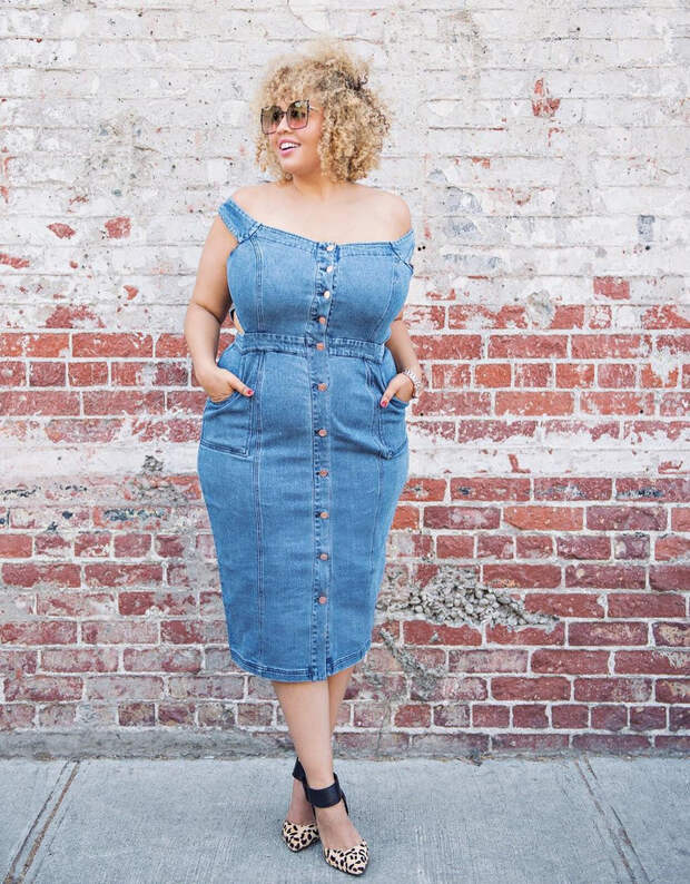 Максимум красоты: подборка летних идей из лукбуков красавиц Plus Size