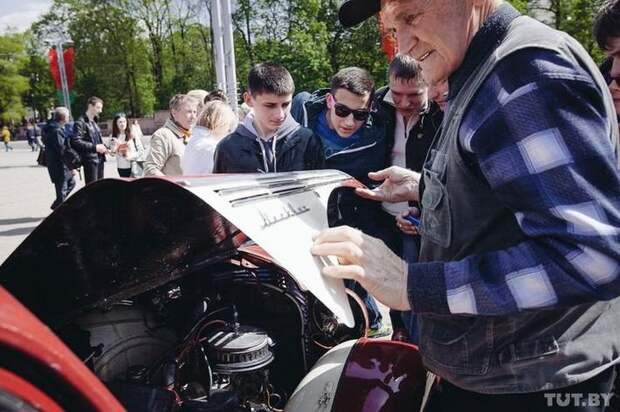 Парад ретро автомобилей в Минске Парад ретро автомобилей в Минске авто, встреча, минск, олдтаймер, ретро автомобили