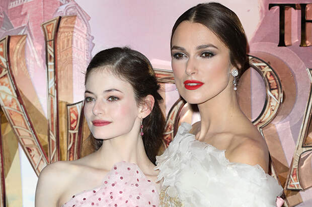 Кира Найтли, Маккензи Фой и другие актеры на премьере фильма "Щелкунчик и четыре королевства" в Лондоне