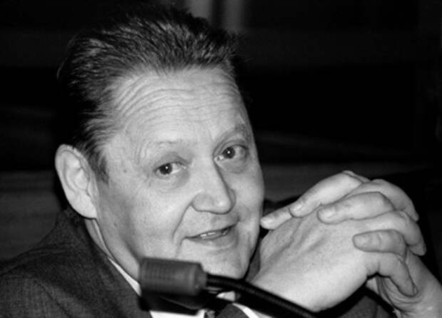Гюнтер Шабовски