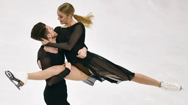 Соловьёв считает, что Степанова и Букин намного сильнее Дэвис и Смолкина