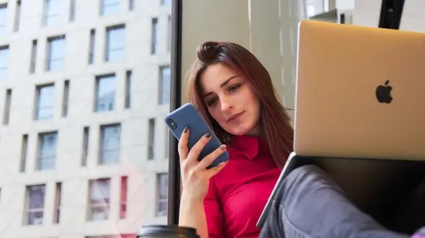 В Свердловской области власти рекомендуют переводить на удалёнку непривитых сотрудников