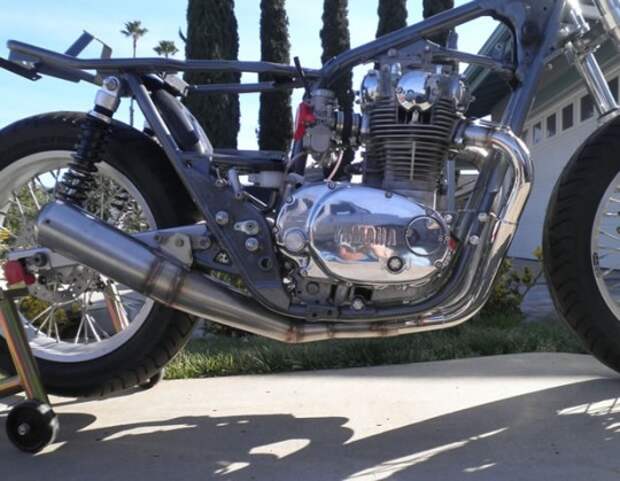 Yamaha XS750