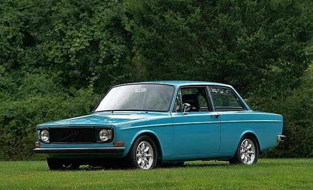 Подборка классических и тюнингованных автомобилей (72 фото)