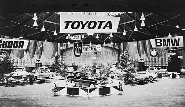 История Toyota: как вместо ткацких станков выпускать машины - Фото 18