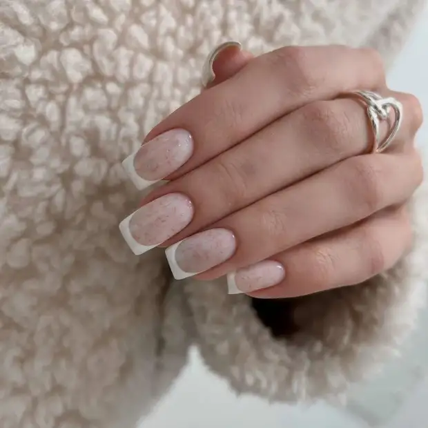 Деловой маникюр весны 2022: модные тенденции и 20 стильных новинок