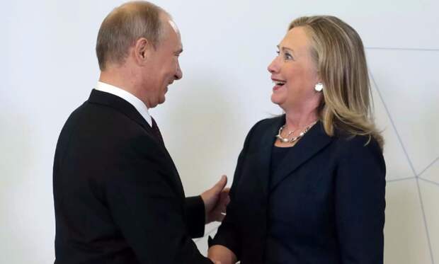 Путин при наличии компромата на Клинтон, может повлиять на выборы президента США, – Forbes 