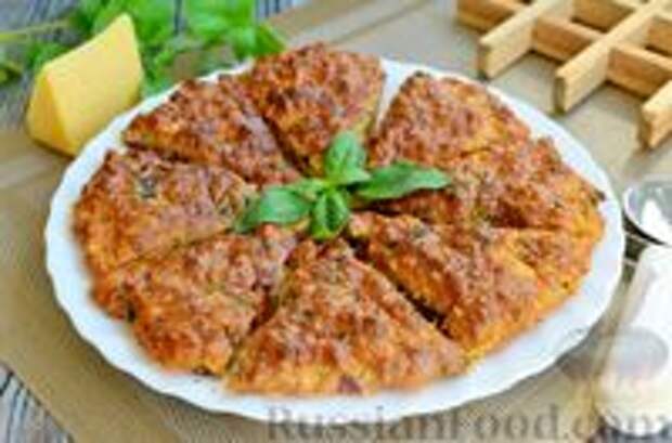Фото к рецепту: Сконы с сыром и колбасой (в духовке)