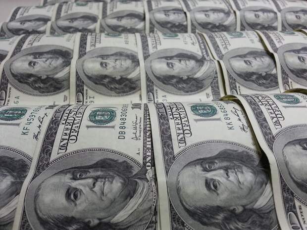 Продажи российских активов за рубежом превысили $1 млрд